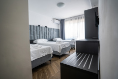 Slika-18_Soba-s-3-kreveta-odvojena